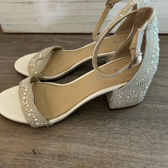 Betsey Johnson Pearl Embellished Heels - Picture 4 of 6